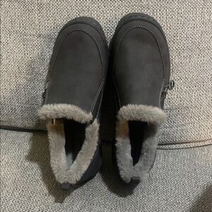 JSport by Jambu Black and Gray Fur-Lined Ankle Boots
